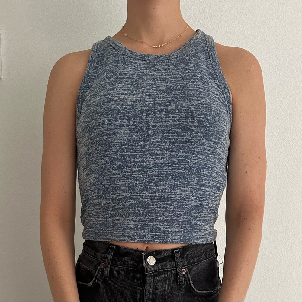 GREAT CONDITION - Aritzia/Wilfred Sweater Tank Sz Medium